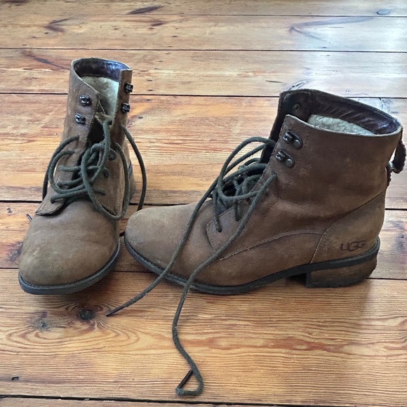 Ugg suede lace up winter boots - Picture 3 of 8